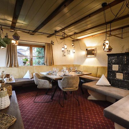 Hotel Ehrwalderhof エクステリア 写真