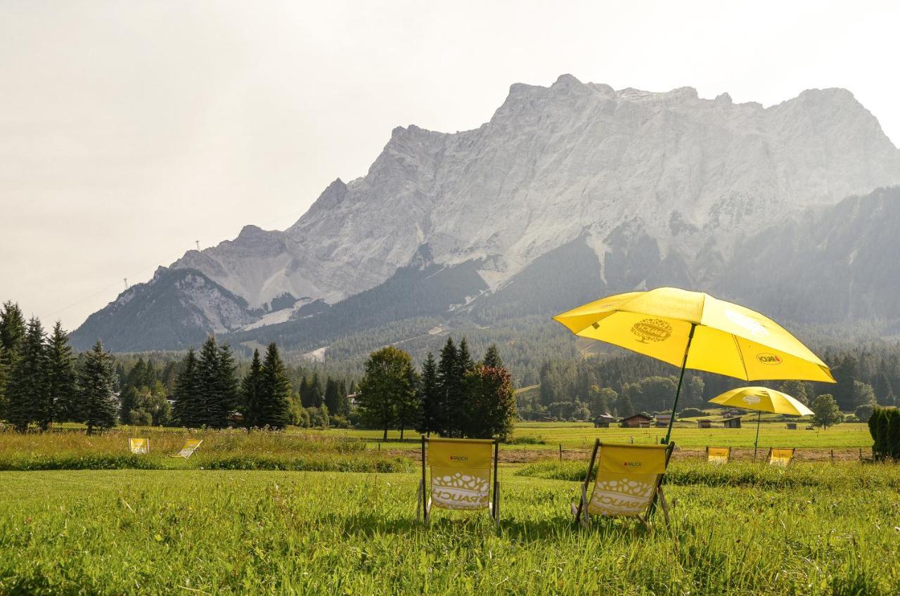 Hotel Ehrwalderhof エクステリア 写真