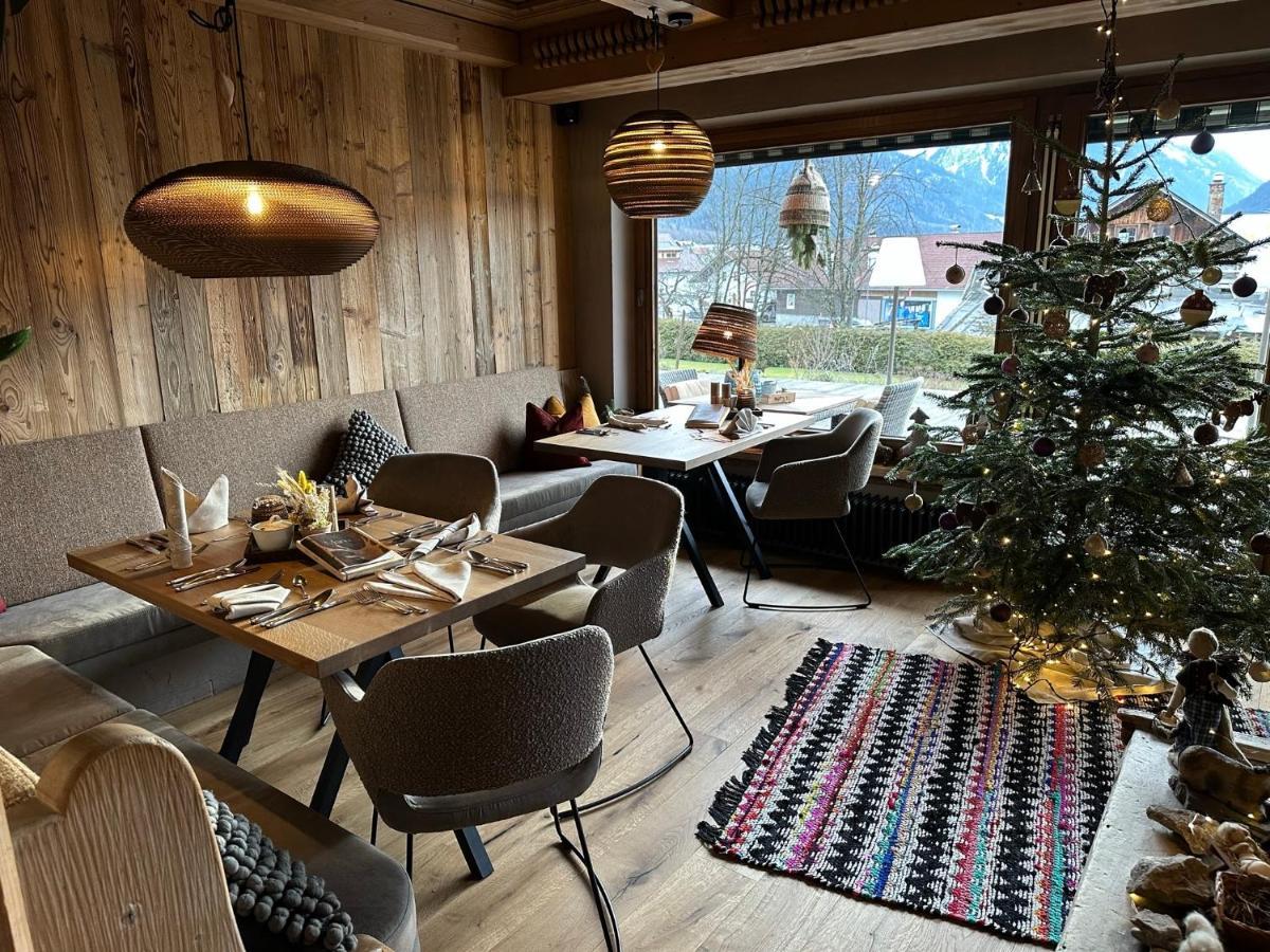 Hotel Ehrwalderhof エクステリア 写真