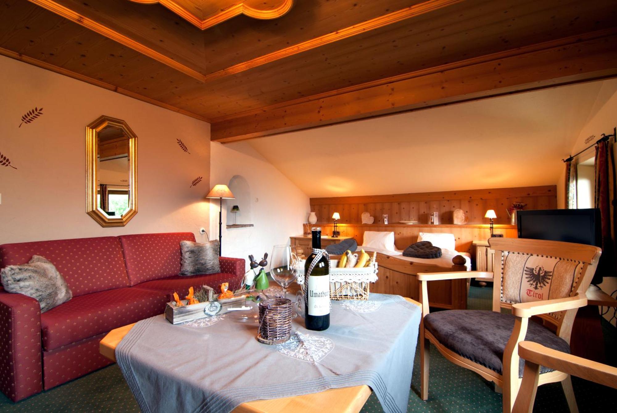 Hotel Ehrwalderhof エクステリア 写真